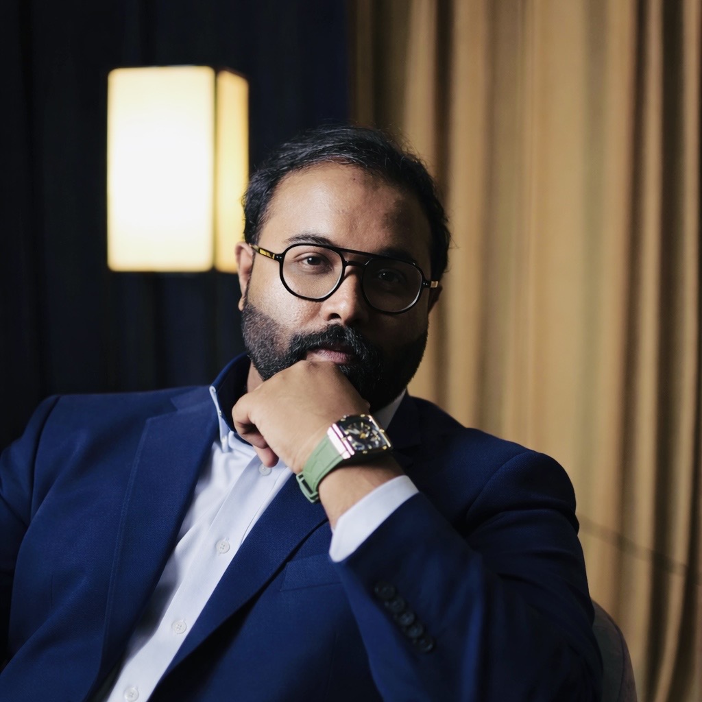 Dr. Yunus studio